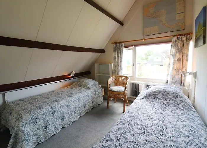 In By Forest & بيت للعطل نوردفايكرهاوْت